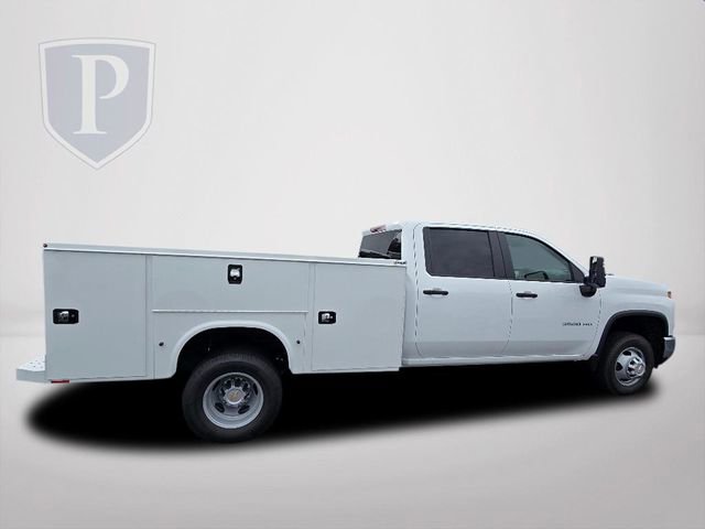 2026 Chevrolet Silverado 3500HD Work Truck photo 3