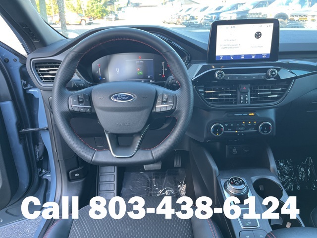 2025 Ford Escape ST-Line photo 15