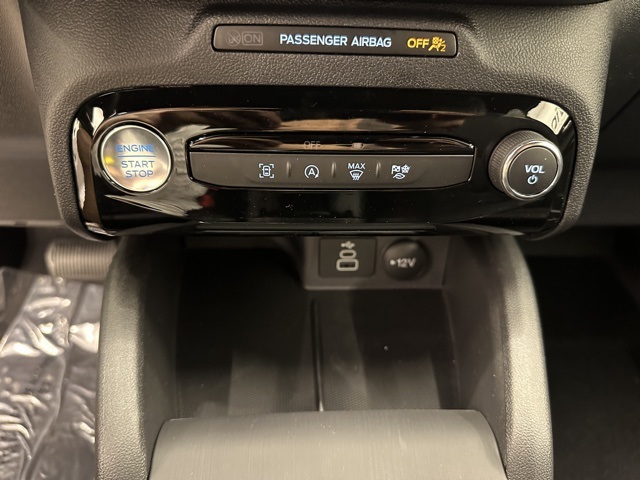 2025 Ford Escape ST-Line photo 23