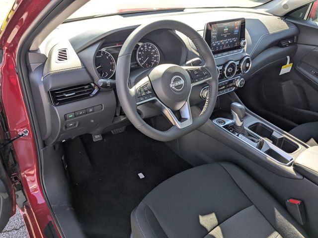 2025 Nissan Sentra SV photo 17