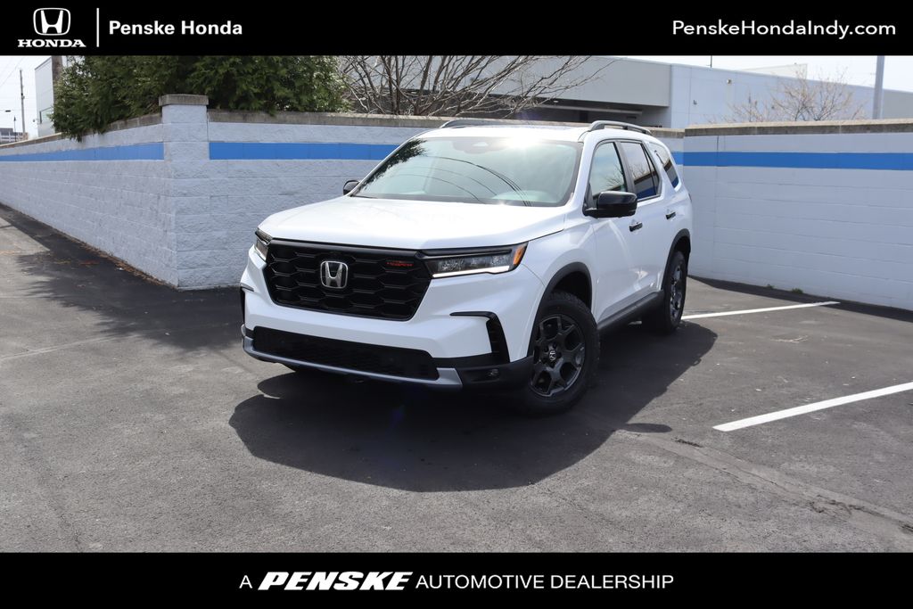 2025 Honda Pilot TrailSport's photo