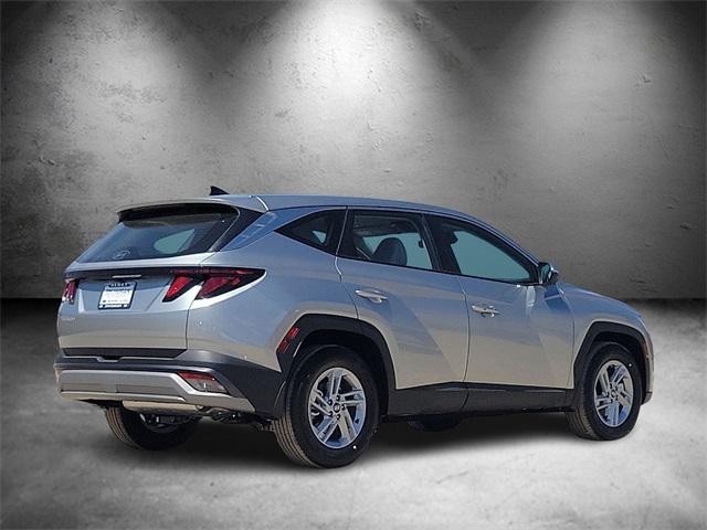 2025 Hyundai Tucson SE photo 4