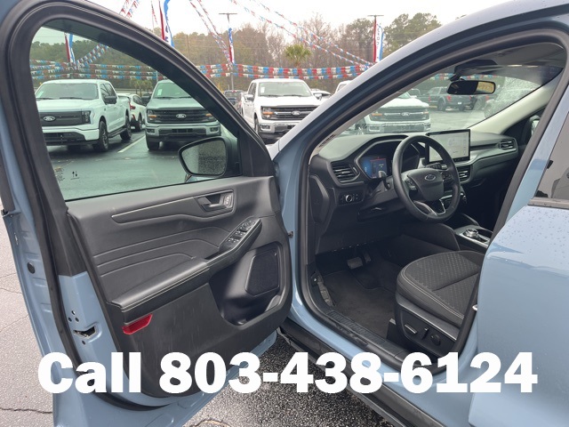 2024 Ford Escape Active photo 2