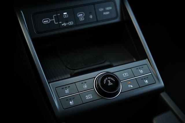 2026 Hyundai Kona Limited photo 15