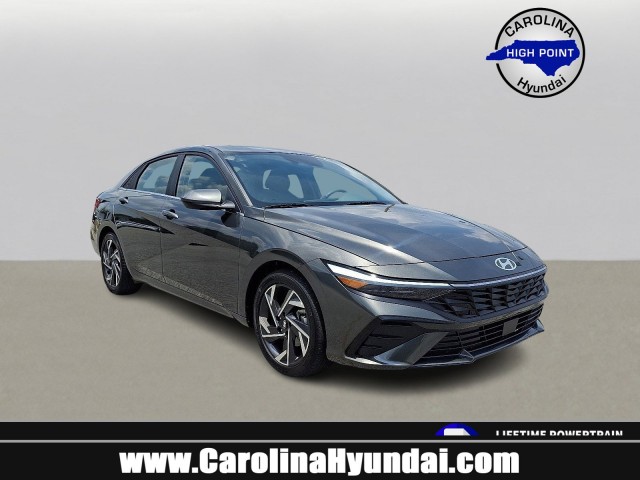Pre-Owned 2024 Hyundai Elantra SEL FWD 4dr Car