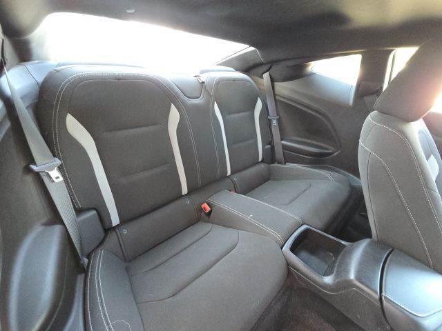 2020 Chevrolet Camaro LT1 photo 11
