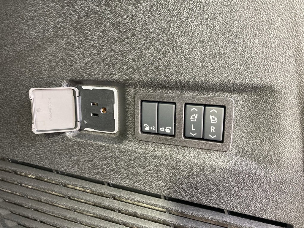 2026 Chevrolet Suburban RST photo 22