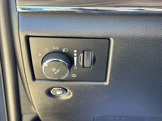 2020 Jeep Grand Cherokee Limited photo 15