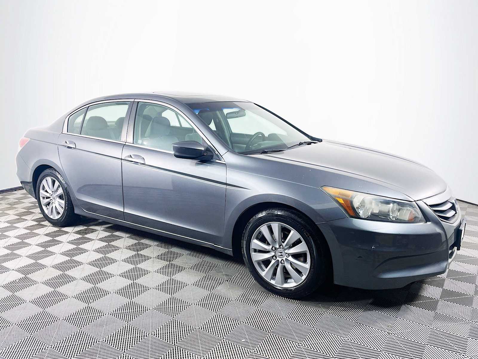 2012 Honda Accord EX photo 2