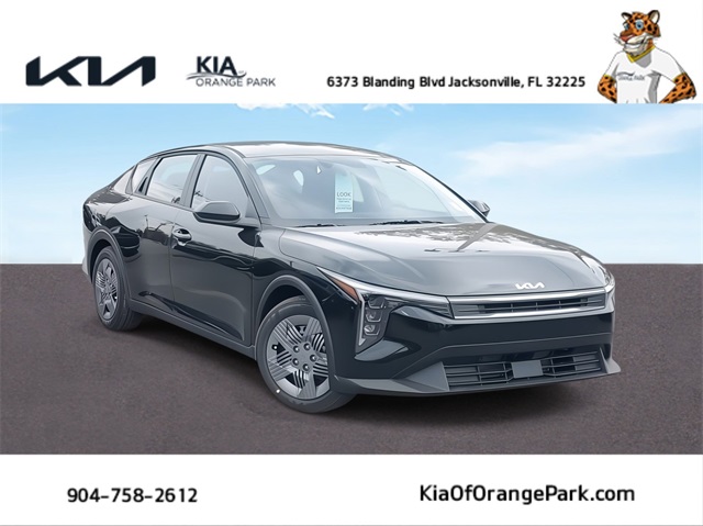 2025 Kia K4 LX's photo