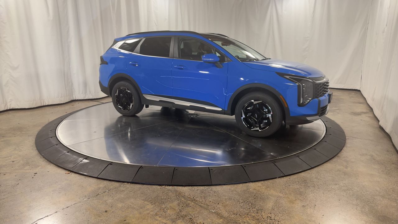 2026 Kia Sportage EX photo 3