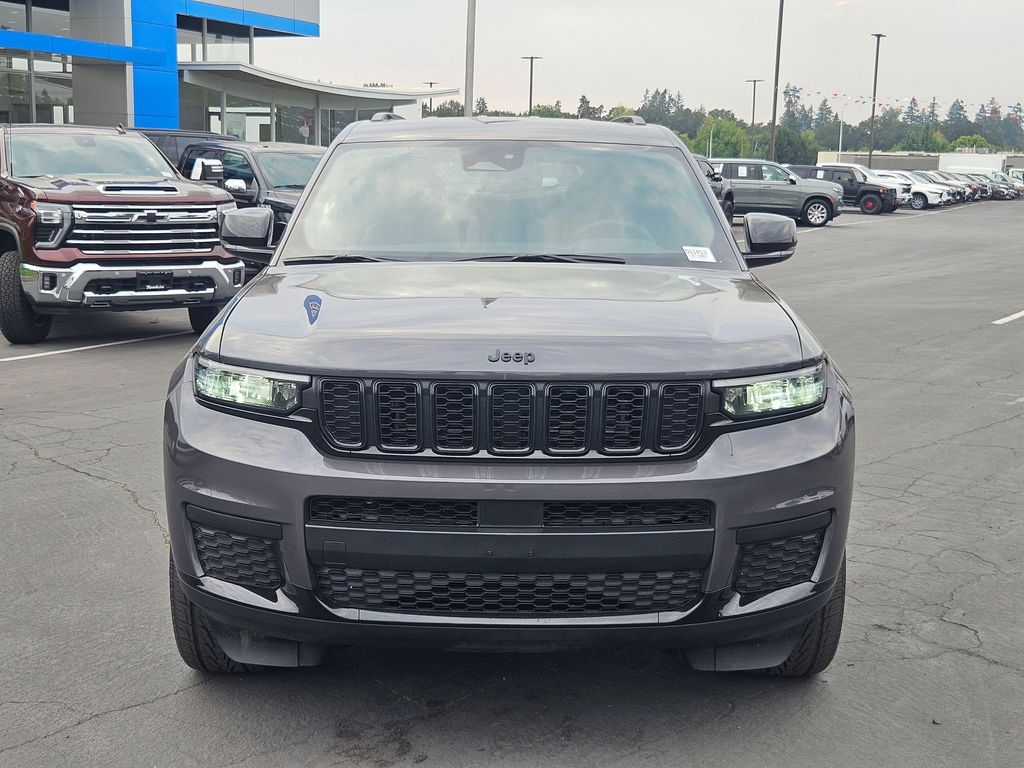 2023 Jeep Grand Cherokee Altitude photo 7
