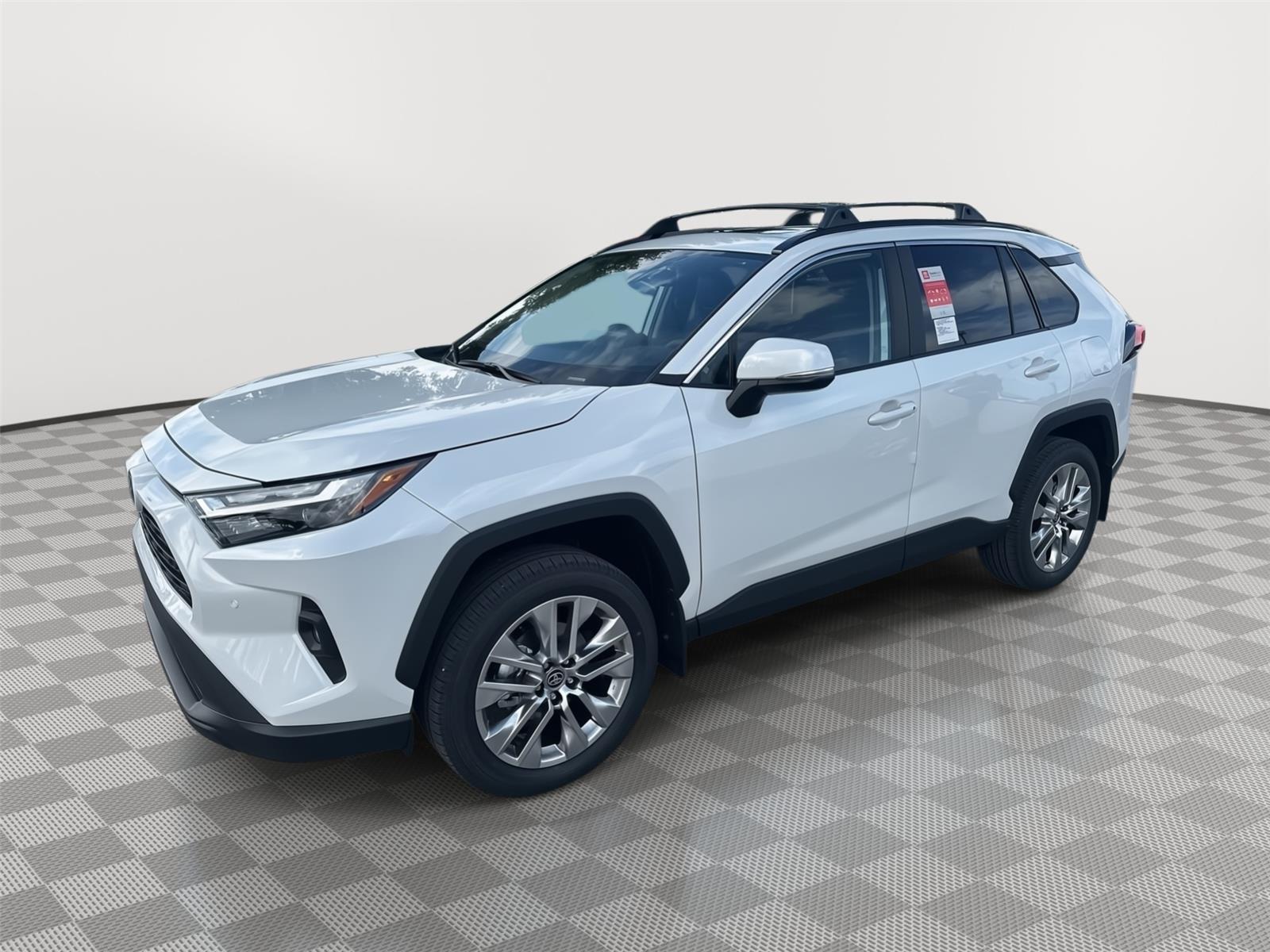 2025 Toyota RAV4 XLE Premium's photo