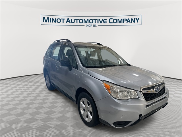 2015 Subaru Forester 2.5i photo 2