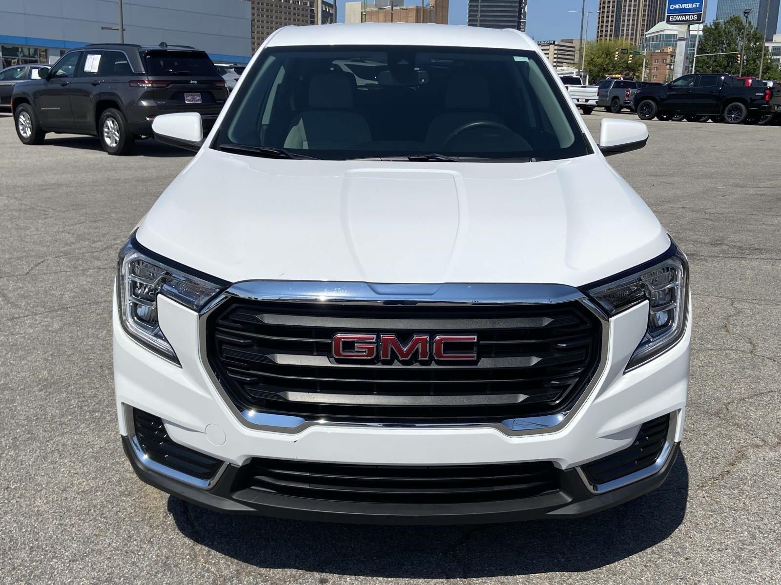 2024 Gmc Terrain SLE photo 23