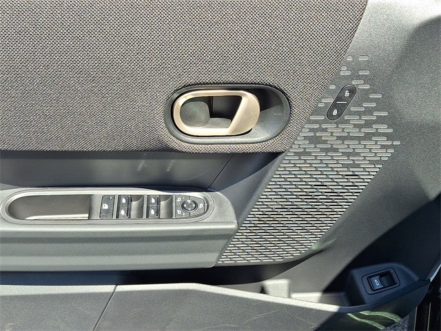 2025 Mini Cooper 4 Door Hardtop Iconic photo 12
