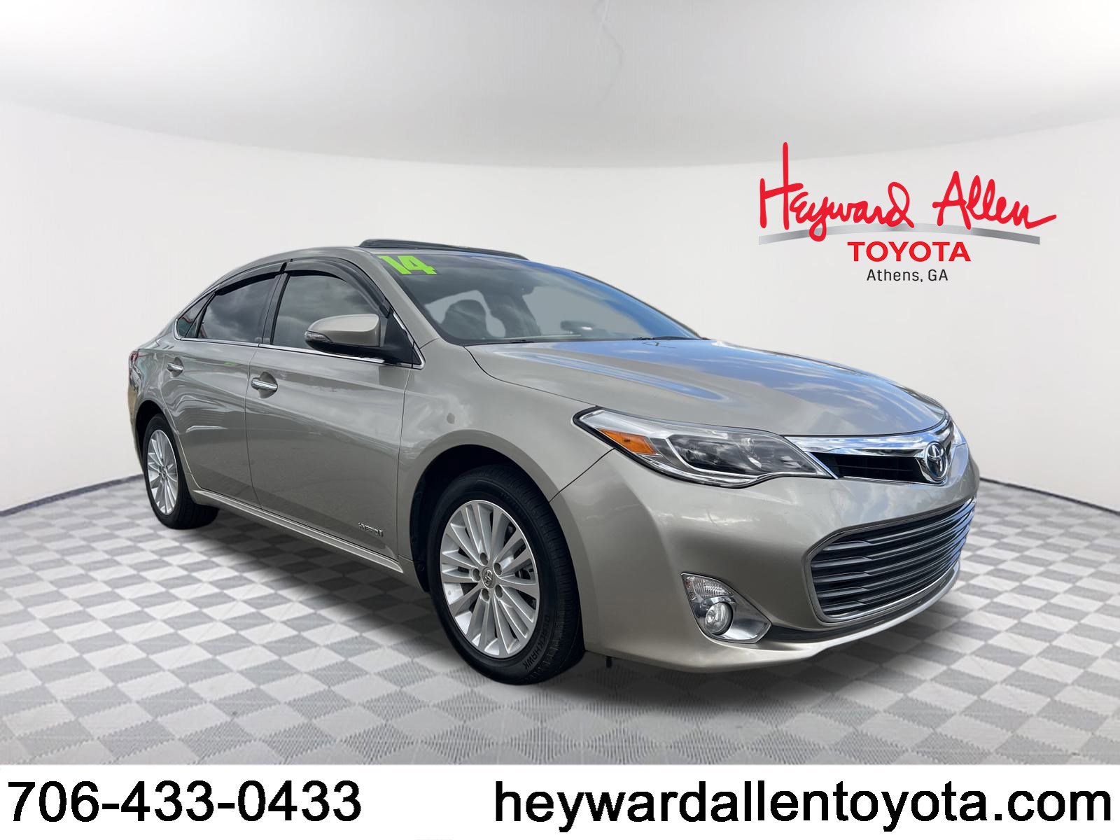 2014 Toyota Avalon XLE Touring Hybrid