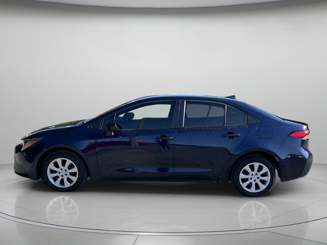 2024 Toyota Corolla LE photo 5