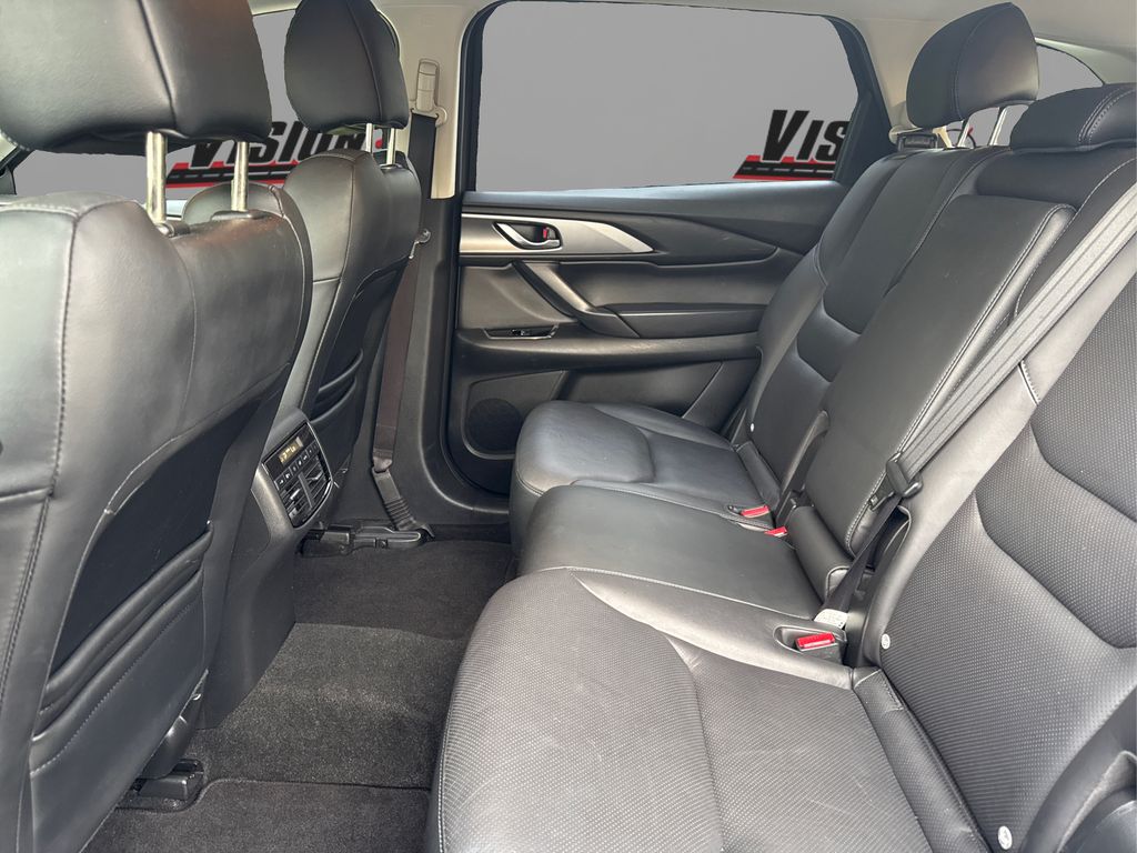 2019 Mazda CX-9 Touring photo 9