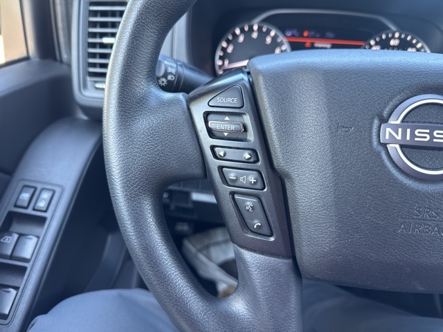 2022 Nissan Frontier S photo 18