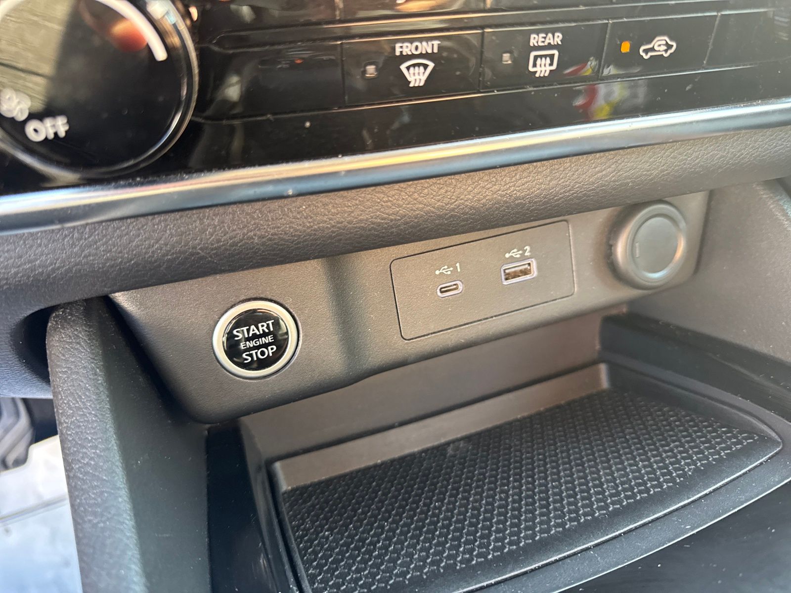 2021 Nissan Rogue S photo 17
