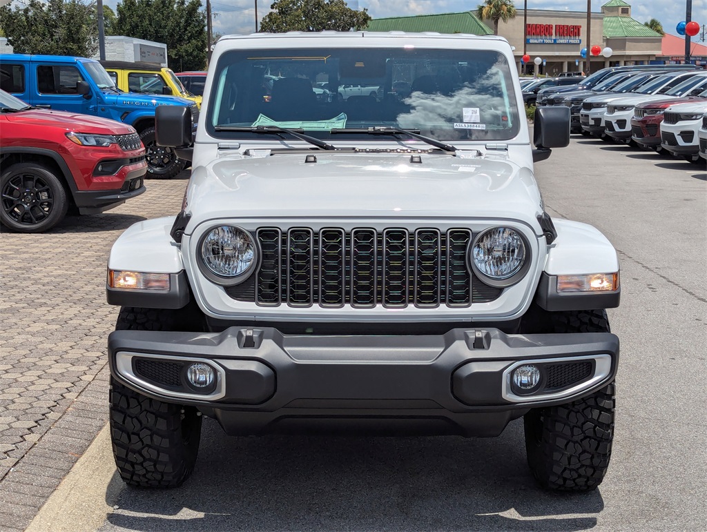 2025 Jeep Gladiator Sport photo 9