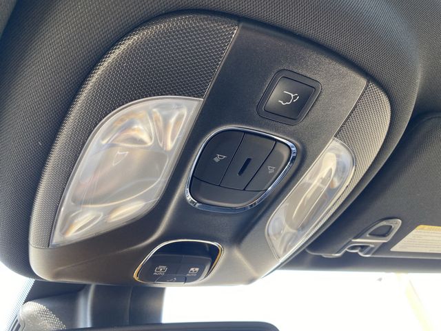 2025 Jeep Compass Latitude photo 23