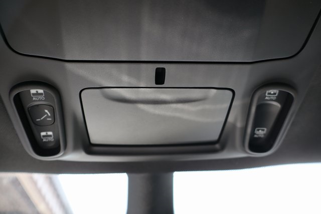 2026 Chrysler Pacifica Limited S Appearance photo 24