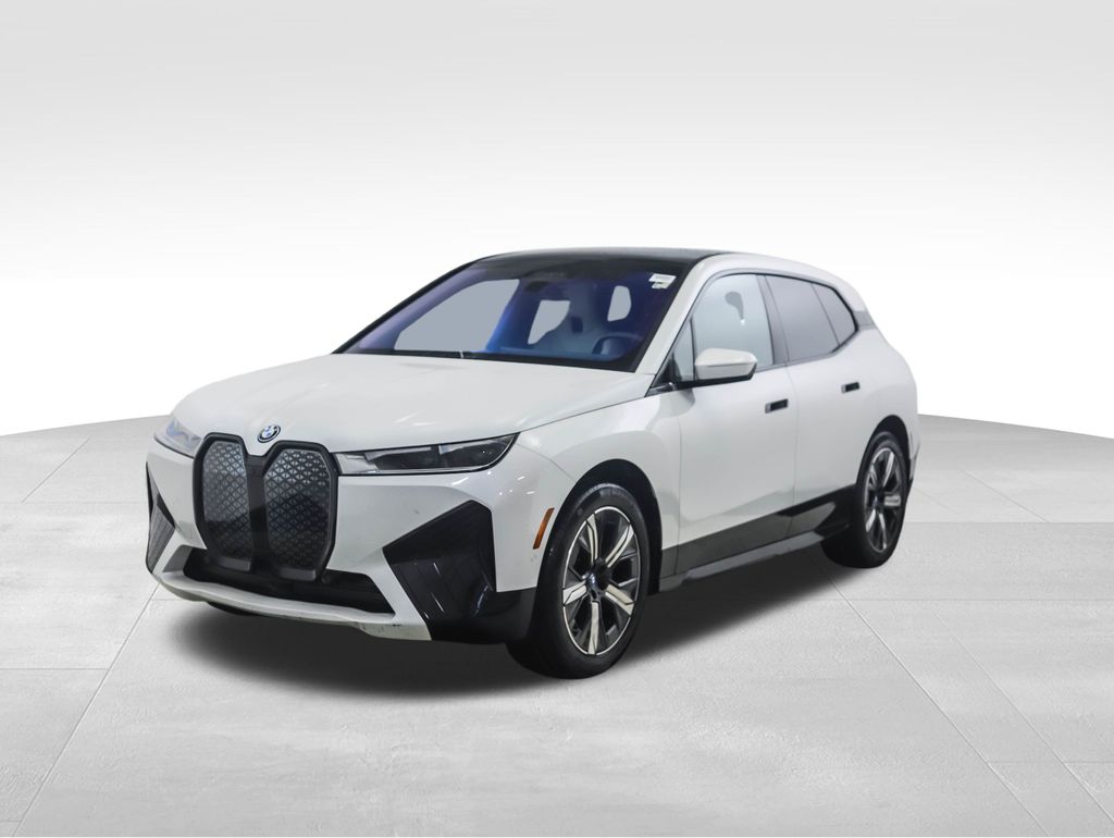 2024 BMW iX Base's photo