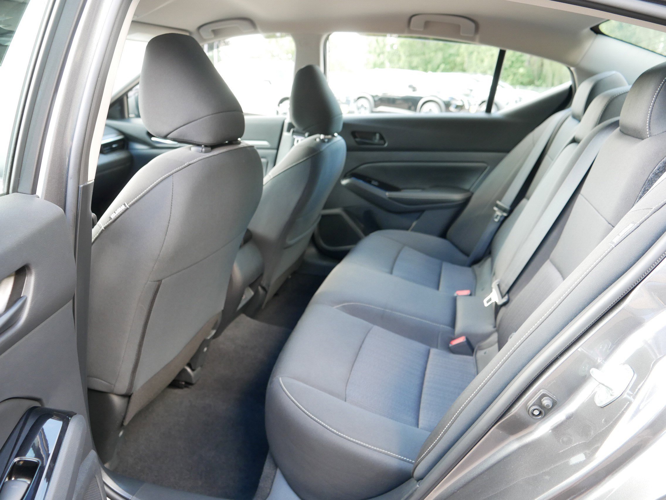 2023 Nissan Altima 2.5 SV photo 35