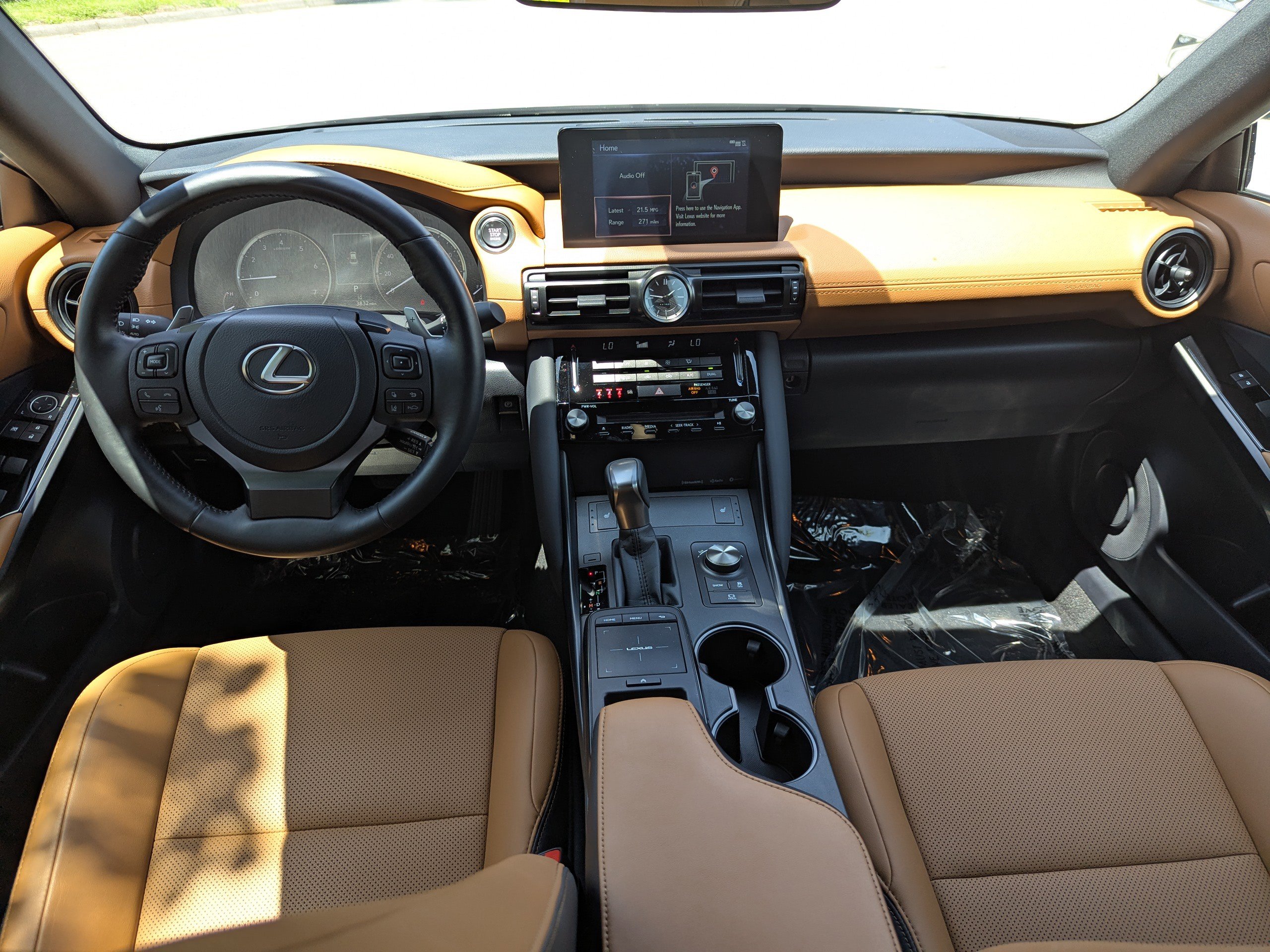 2025 Lexus IS F SPORT photo 12