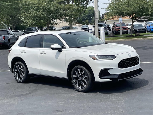 2026 Honda HR-V EX-L photo 3