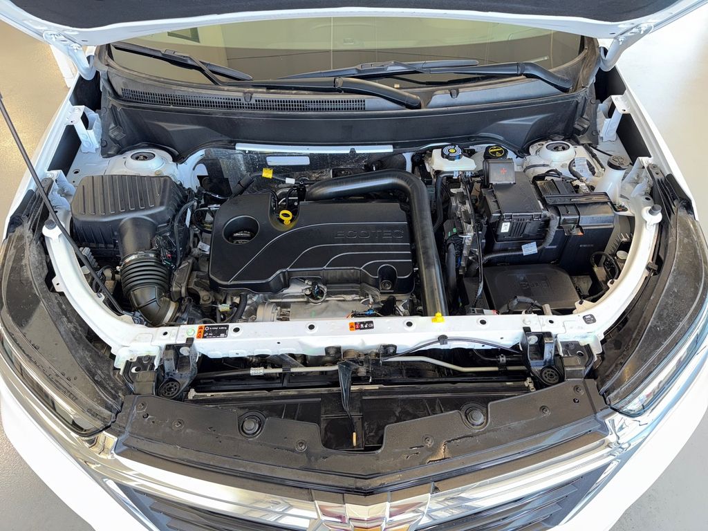 2024 Chevrolet Equinox LT photo 17