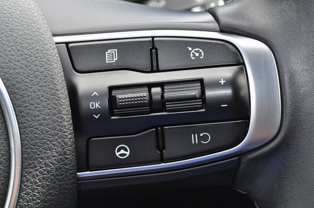 2022 Kia K5 GT-Line photo 29
