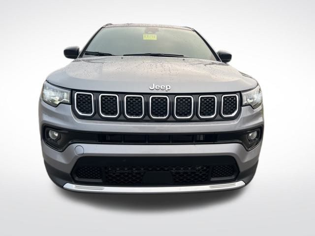 2024 Jeep Compass Limited photo 8