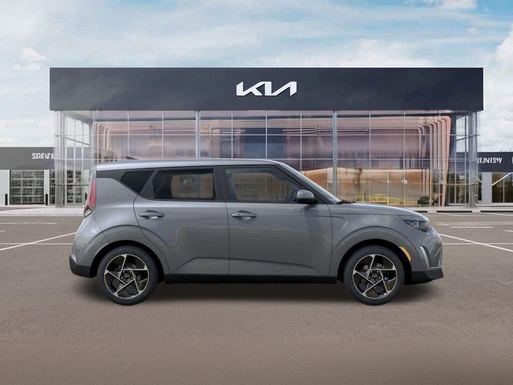 2025 Kia Soul EX photo 6