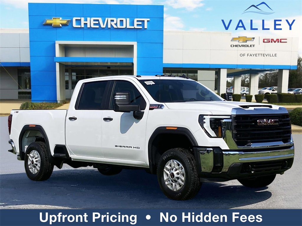 2024 GMC Sierra 2500HD Pro's photo