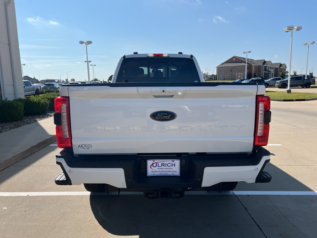 2023 Ford F-350 Lariat photo 6