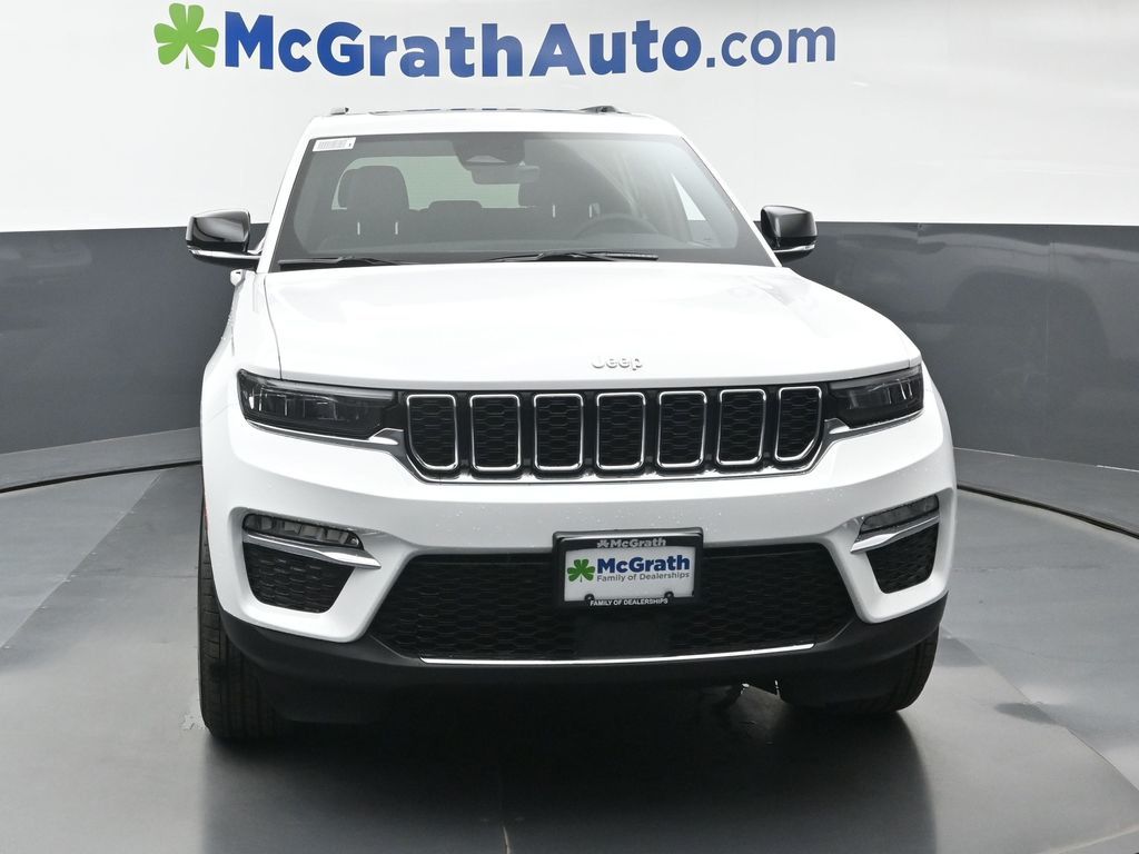 2025 Jeep Grand Cherokee Limited photo 2