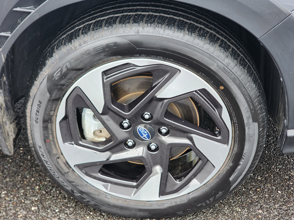 2025 Subaru Crosstrek Limited photo 4