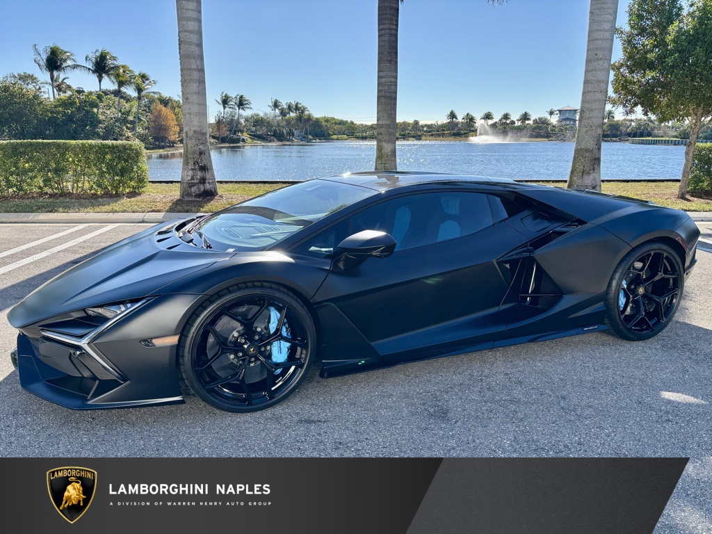 2025 Lamborghini Revuelto