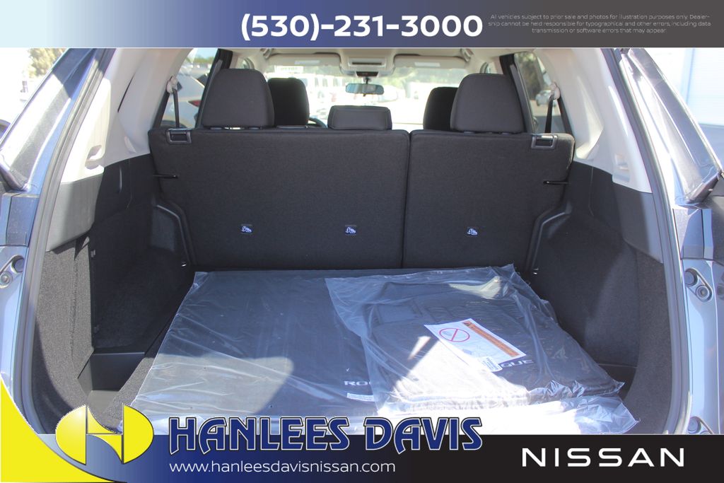 2026 Nissan Rogue S photo 10