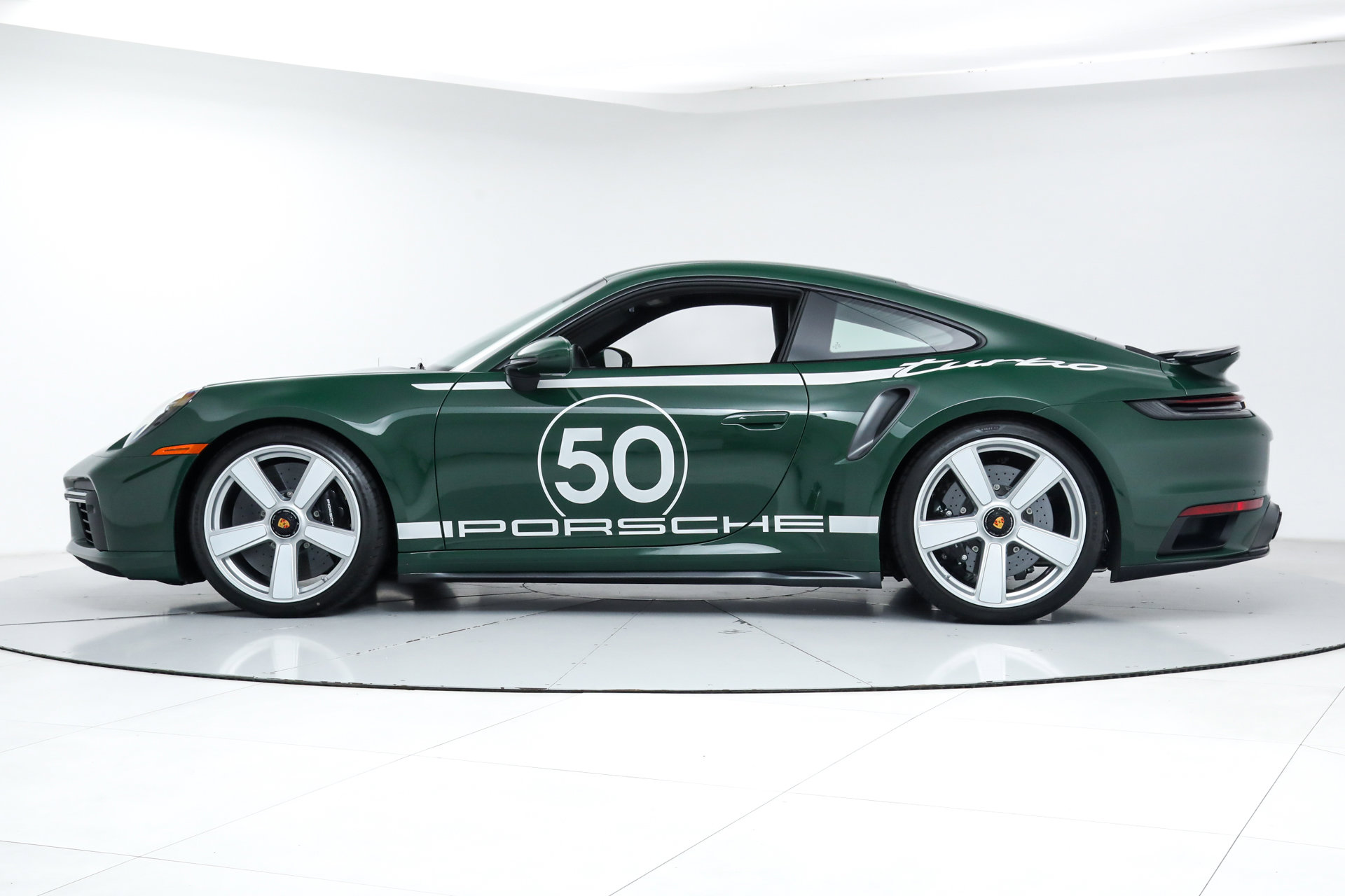 2025 Porsche 911 Turbo Coupe photo 2