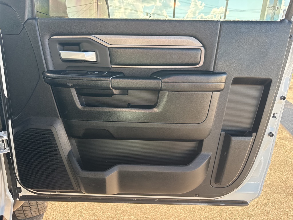 2019 Ram 5500 photo 15