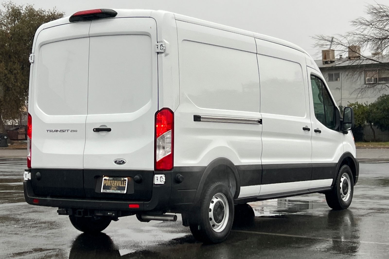 2024 Ford Transit Cargo Van photo 4