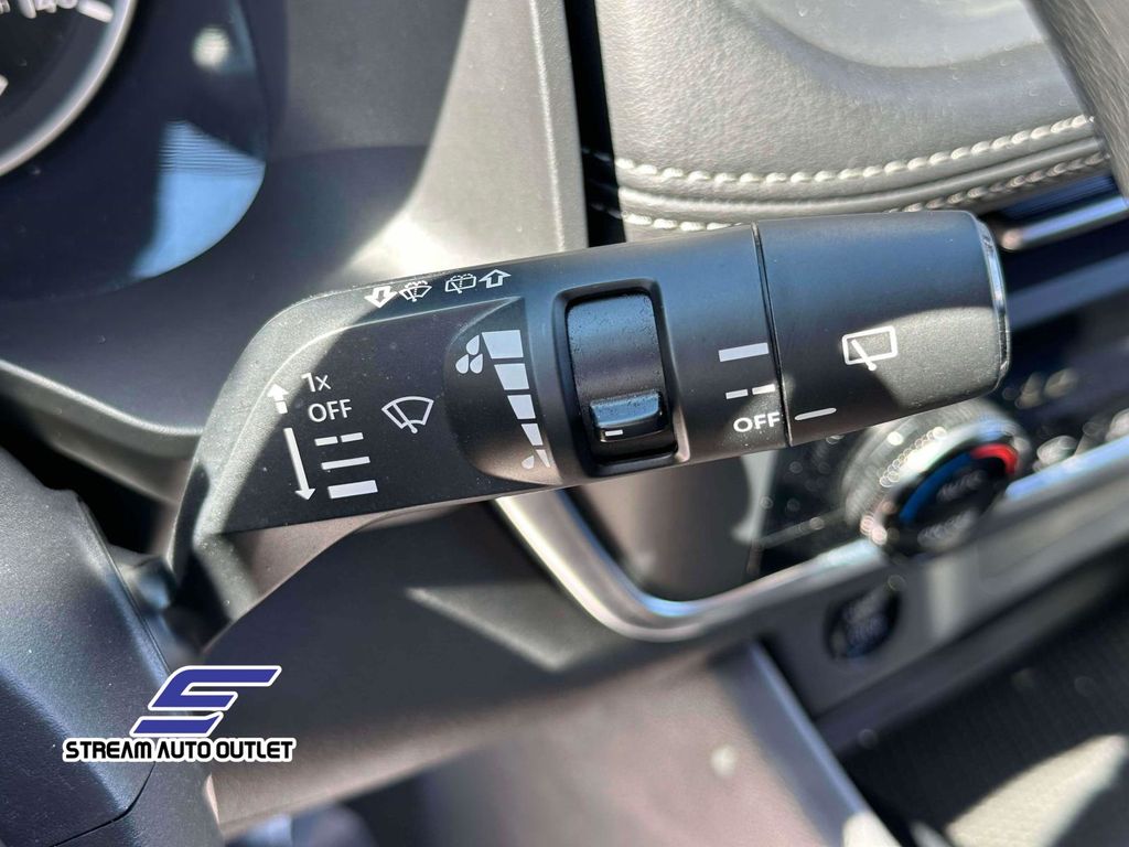 2024 Nissan Rogue SV photo 21