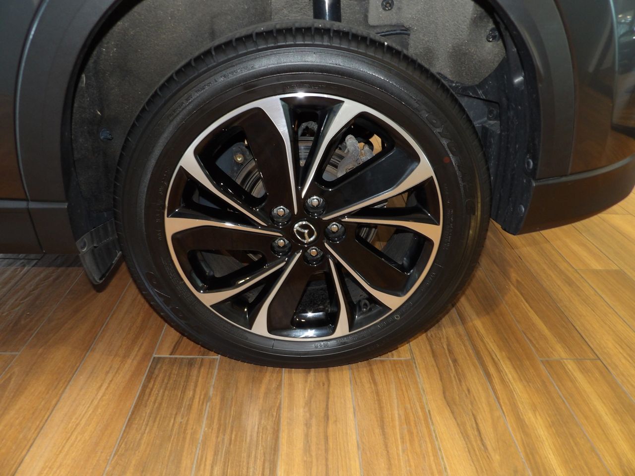 2022 Mazda CX-5 2.5 Premium Plus photo 9