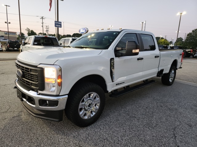 2024 Ford F-350 XL photo 2