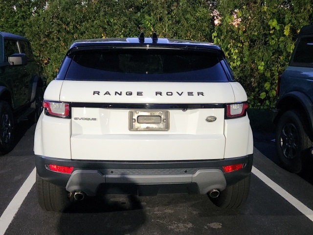 2019 Land Rover Range Rover Evoque SE photo 3