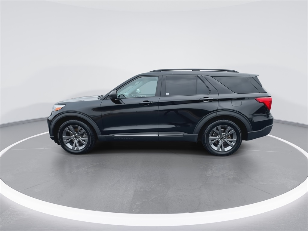2021 Ford Explorer XLT photo 5